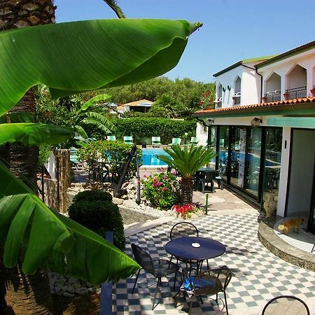 Hotel Marinella 카포바티카노 외부 사진