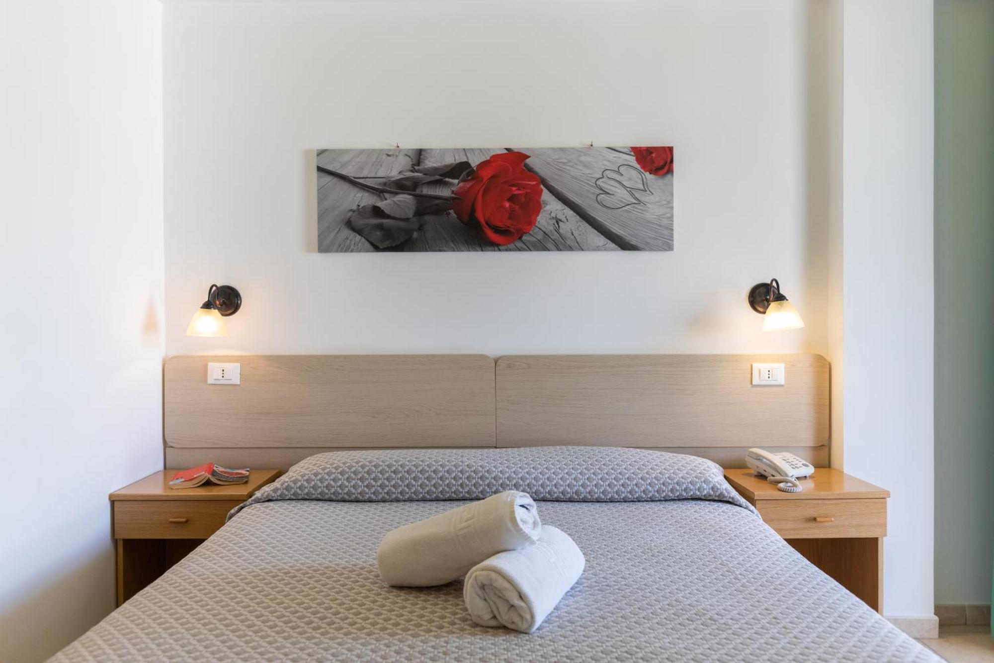 Hotel Marinella 카포바티카노 외부 사진