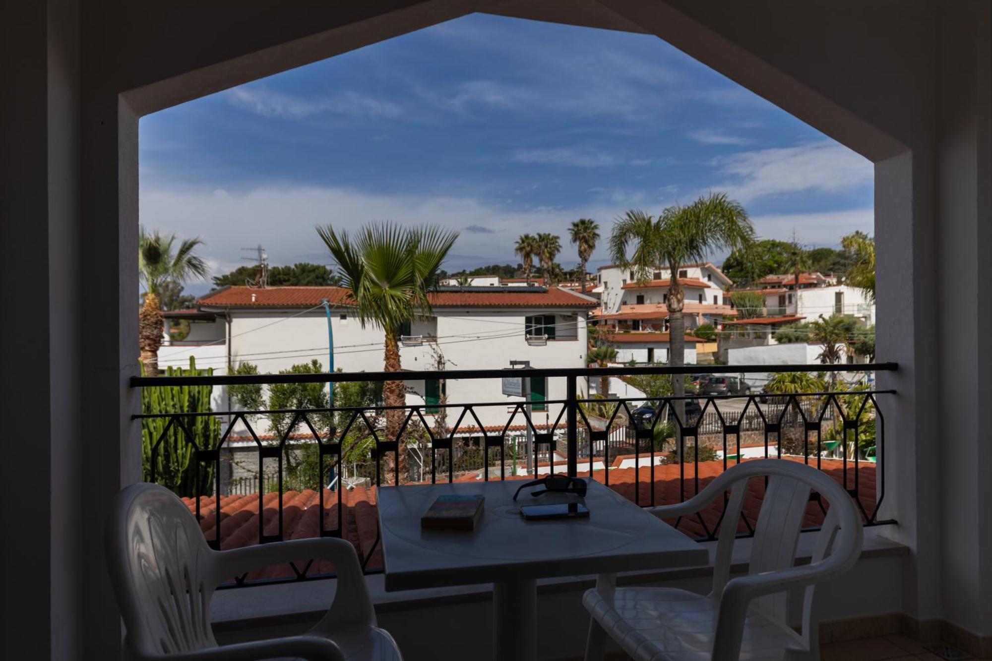 Hotel Marinella 카포바티카노 외부 사진